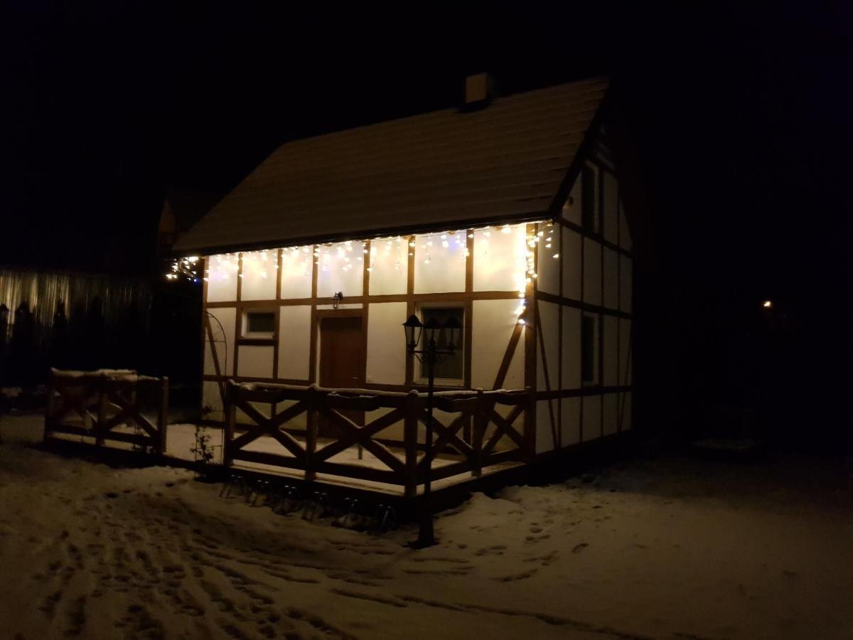Chata Nad Rzeka Lipusz Bagian luar foto